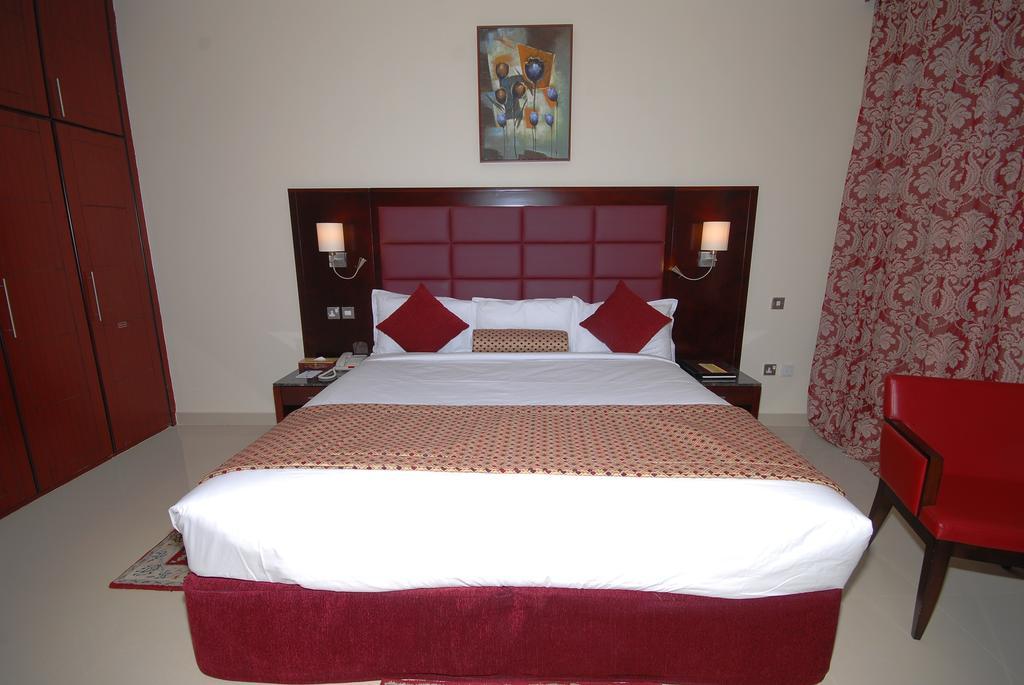 Ramee Rose Hotel Apartments Abu Zabi Zewnętrze zdjęcie