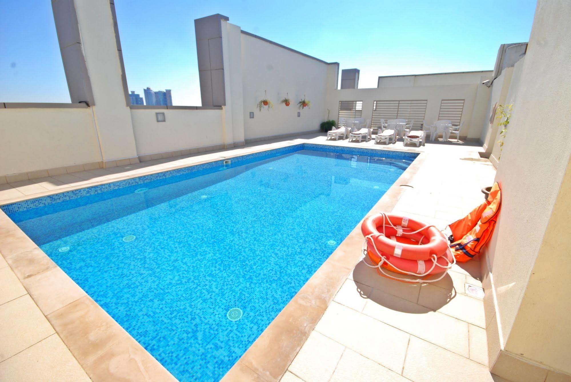 Ramee Rose Hotel Apartments Abu Zabi Zewnętrze zdjęcie